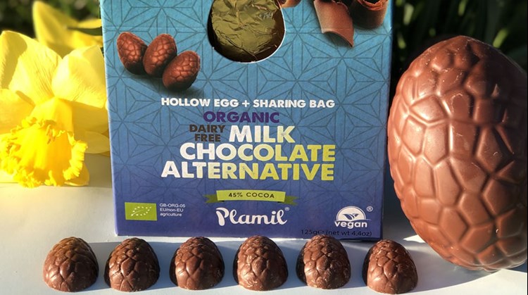 plamils chocolate easter egg with mini chocolates
